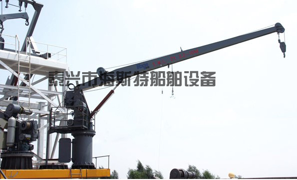 液壓回轉(zhuǎn)起重機(jī)